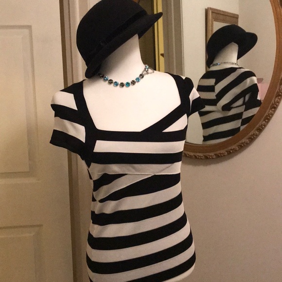 White House Black Market Tops - White House Black Market Top White House Black Market Tops - White House Black Market Top